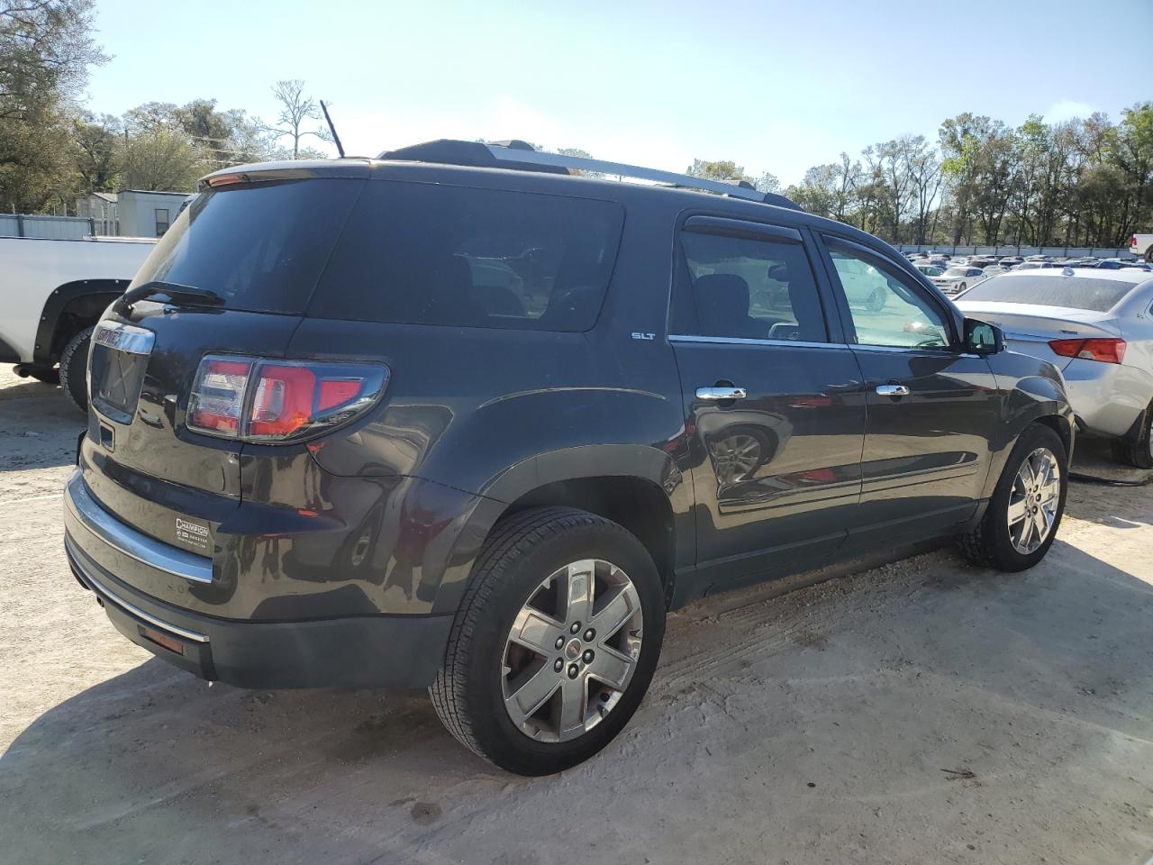 2017 GMC Acadia - Image 3