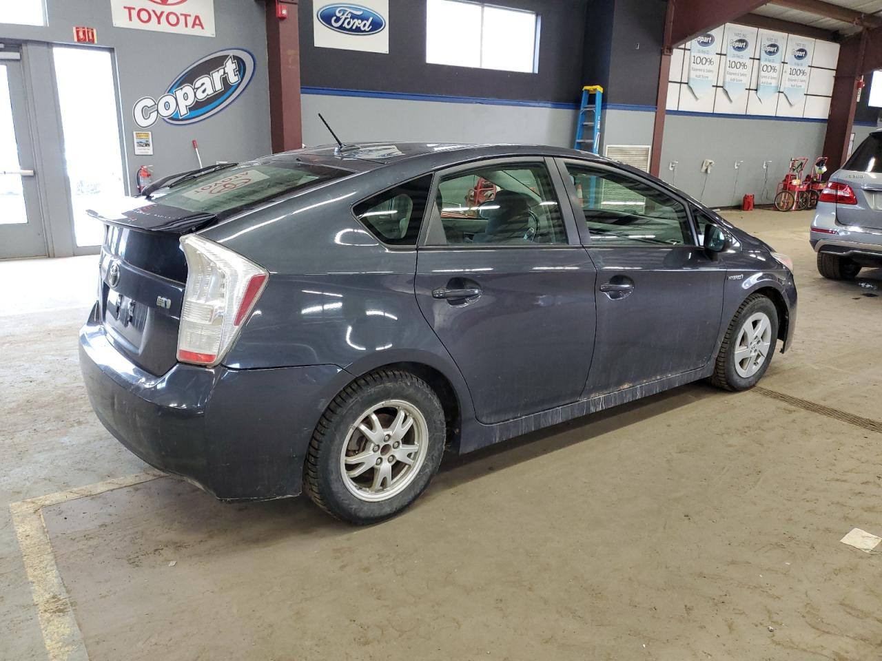 2011 Toyota Prius - Image 3