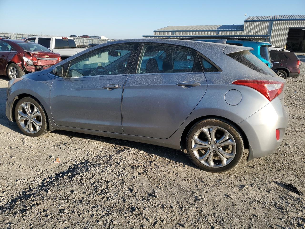 2013 Hyundai Elantra - Image 2