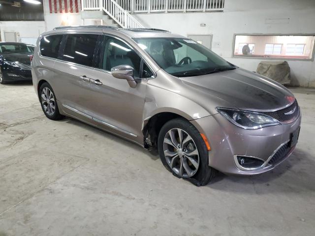 Minivans CHRYSLER PACIFICA 2017 Złoty