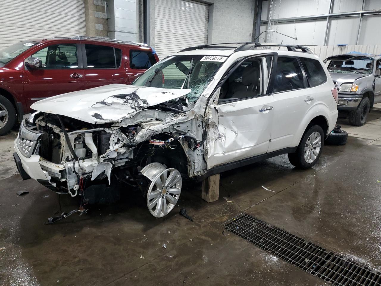 2013 Subaru Forester Limited na sprzedaż w Ham Lake, MN - Front End