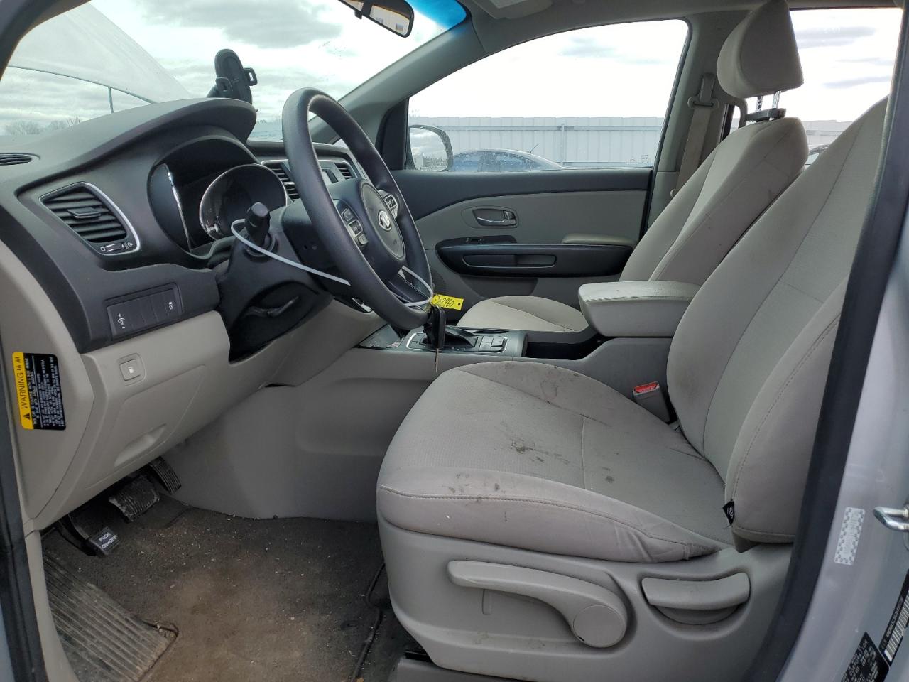 2018 Kia Sedona - Image 7