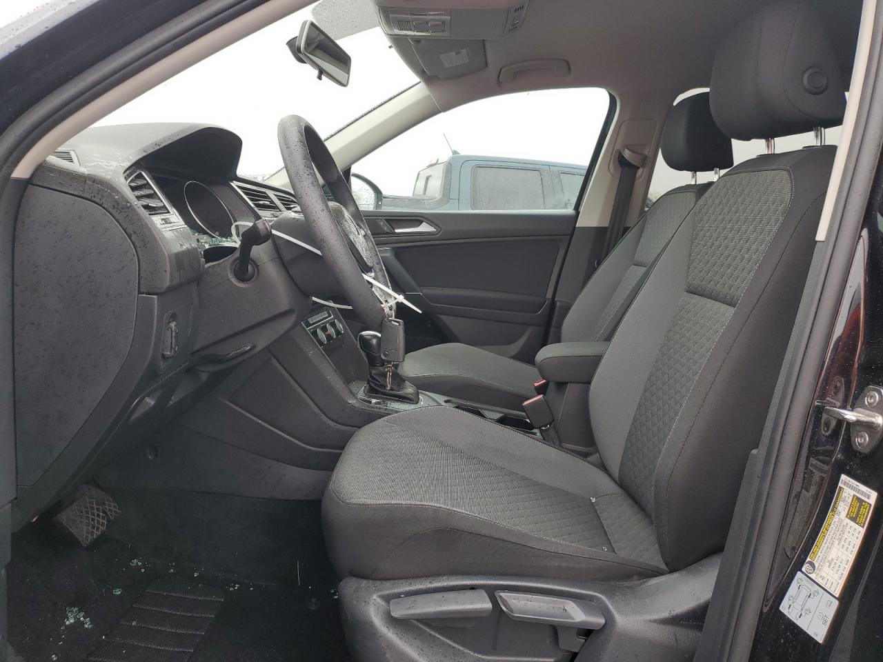 2020 Volkswagen Tiguan - Image 7
