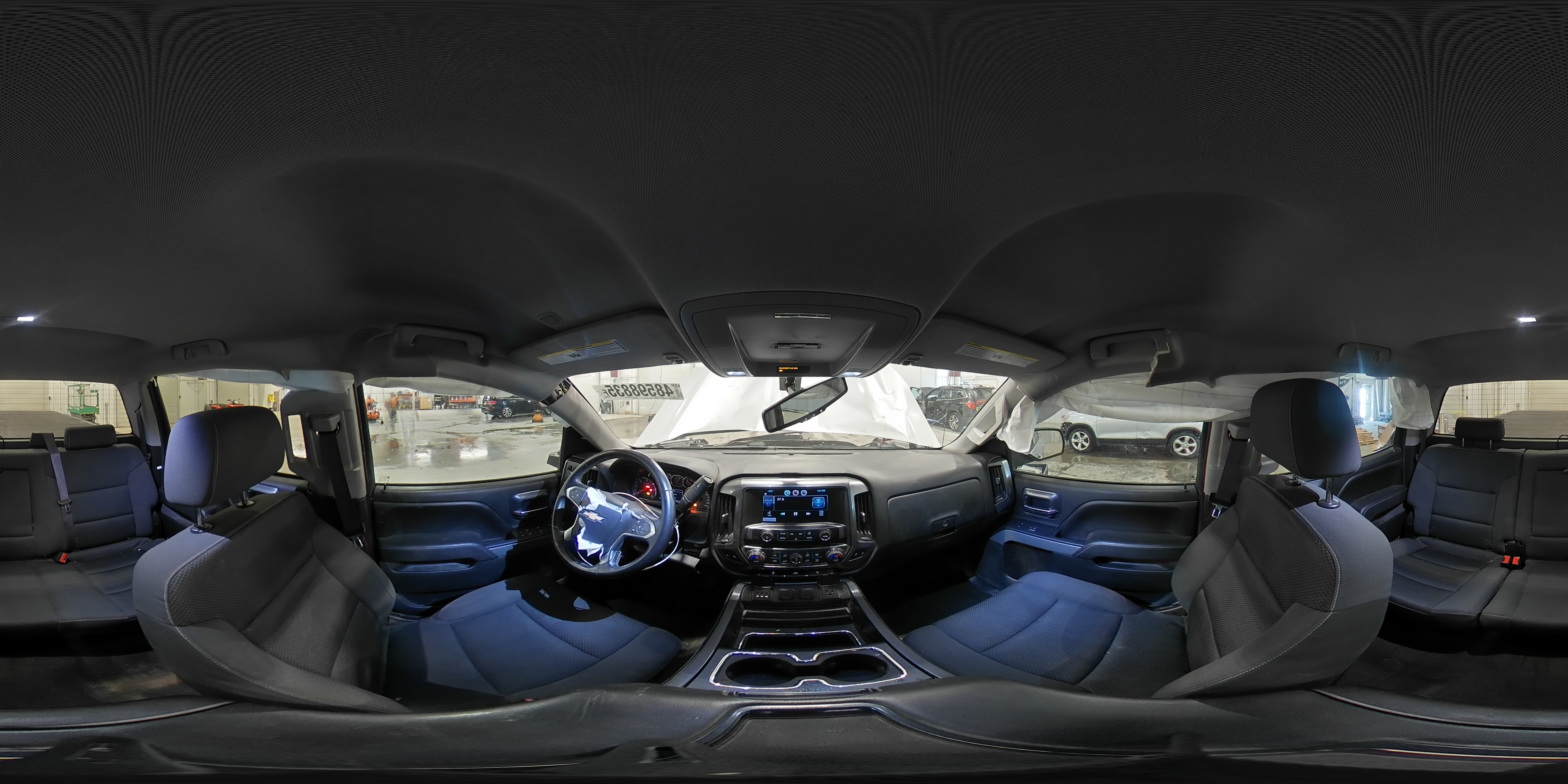 2015 Chevrolet Silverado - Image 12