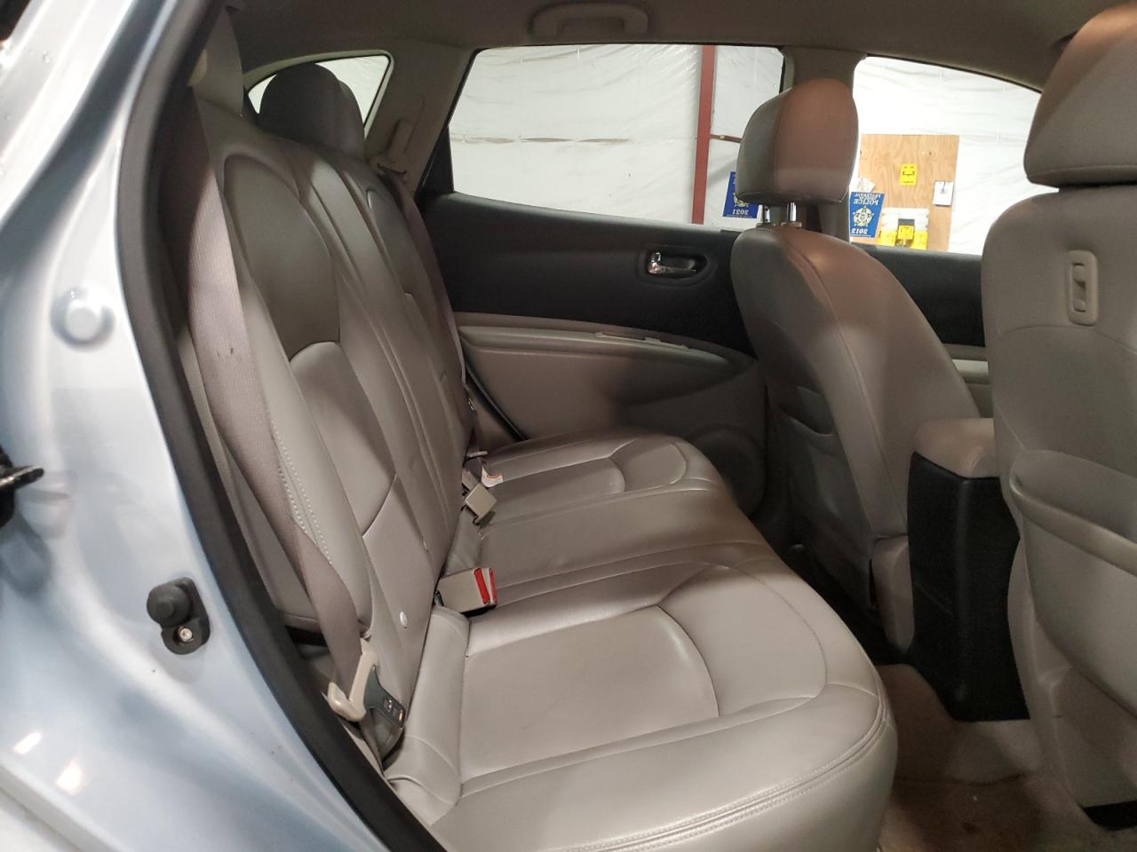 2011 Nissan Rogue - Image 11