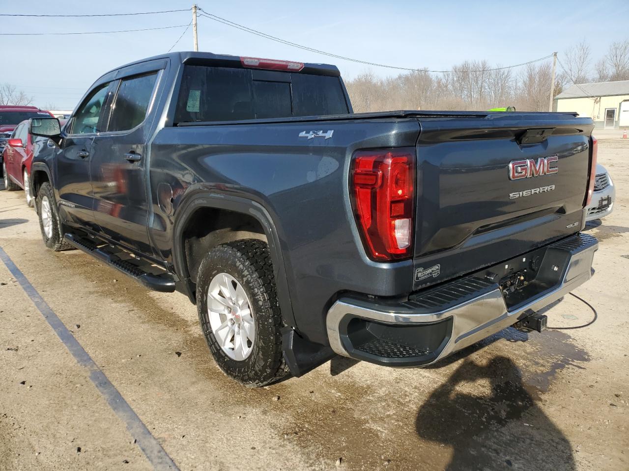 2019 GMC Sierra - Image 2