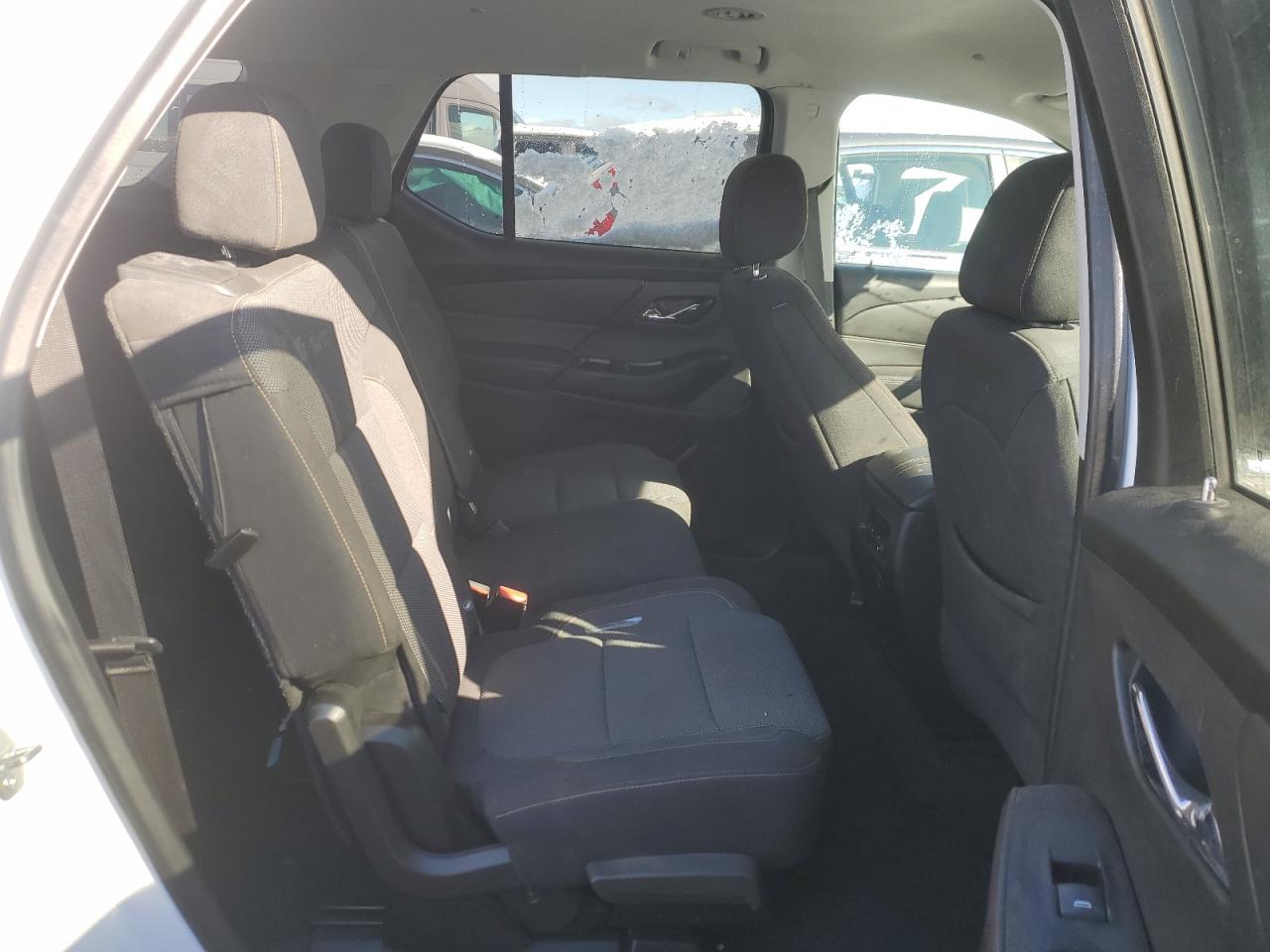 2020 Chevrolet Traverse - Image 11