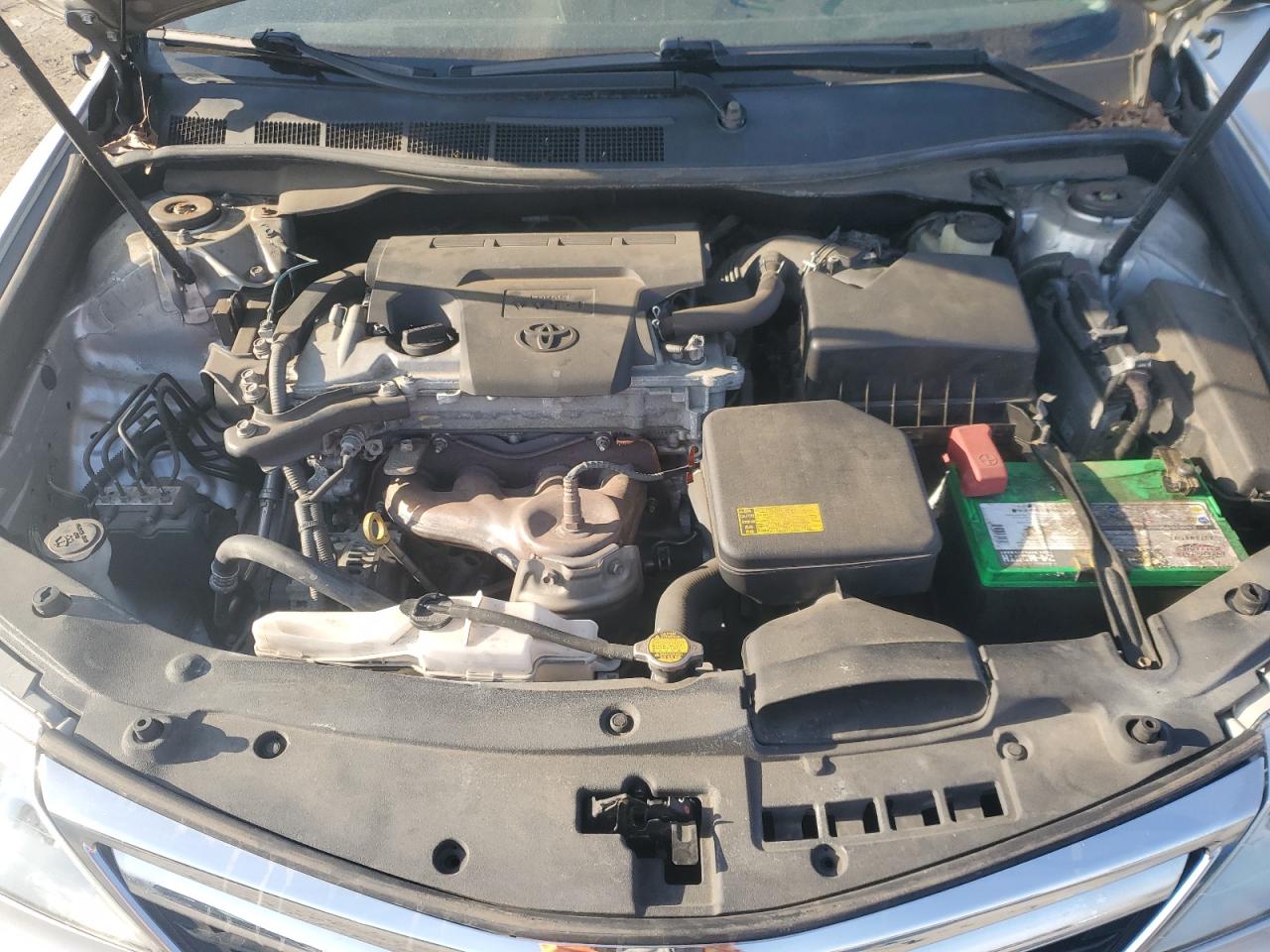 2014 Toyota Camry - Image 12