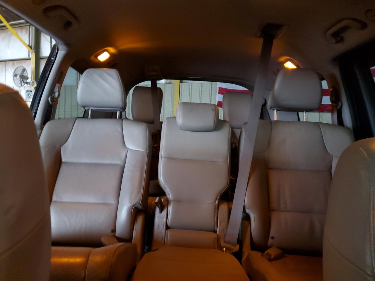 2012 Honda Odyssey - Image 10