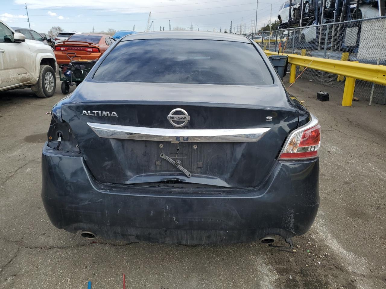 2015 Nissan Altima - Image 6