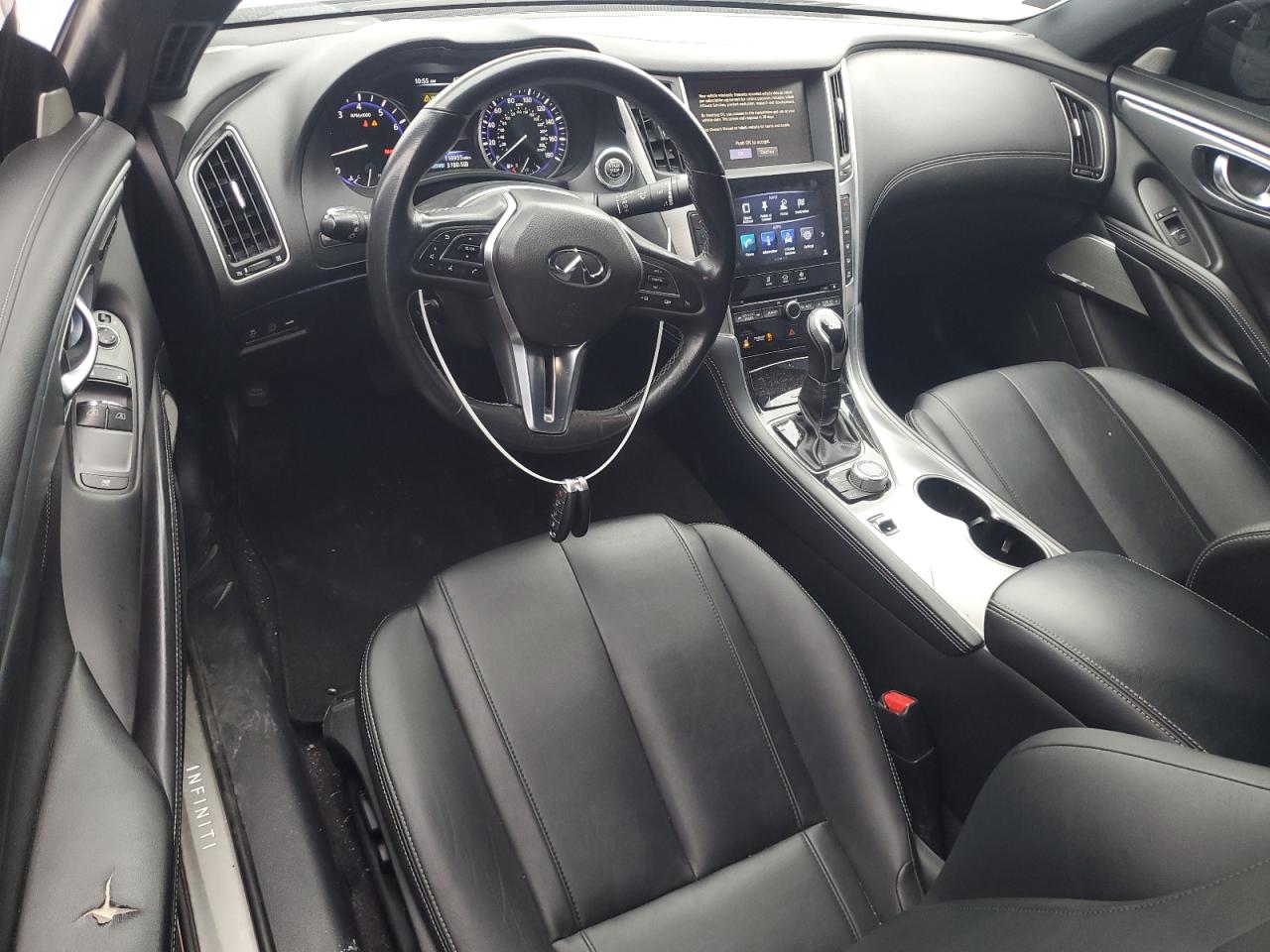 2017 Infiniti Q60 - Image 8