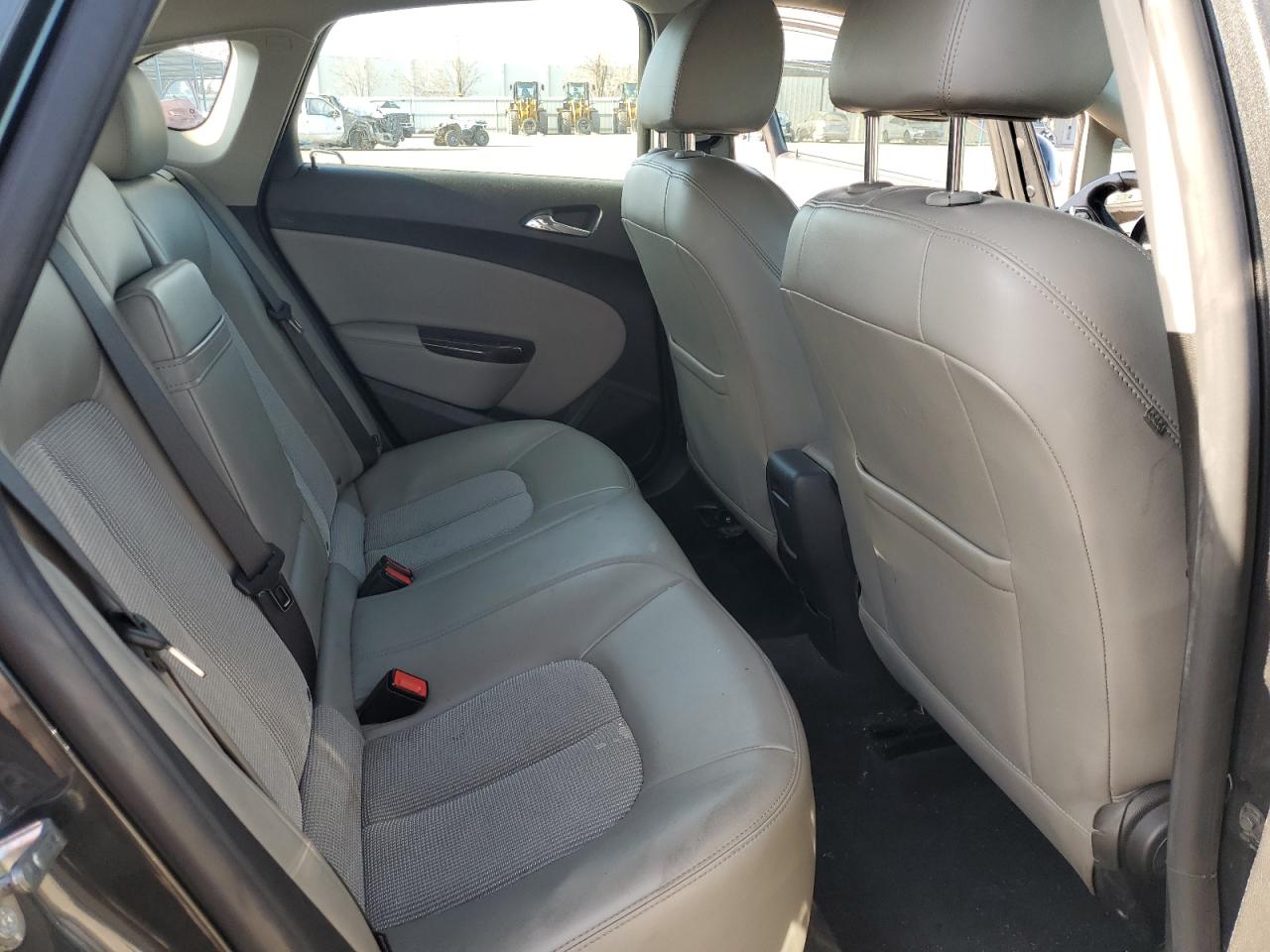 2016 Buick Verano - Image 10