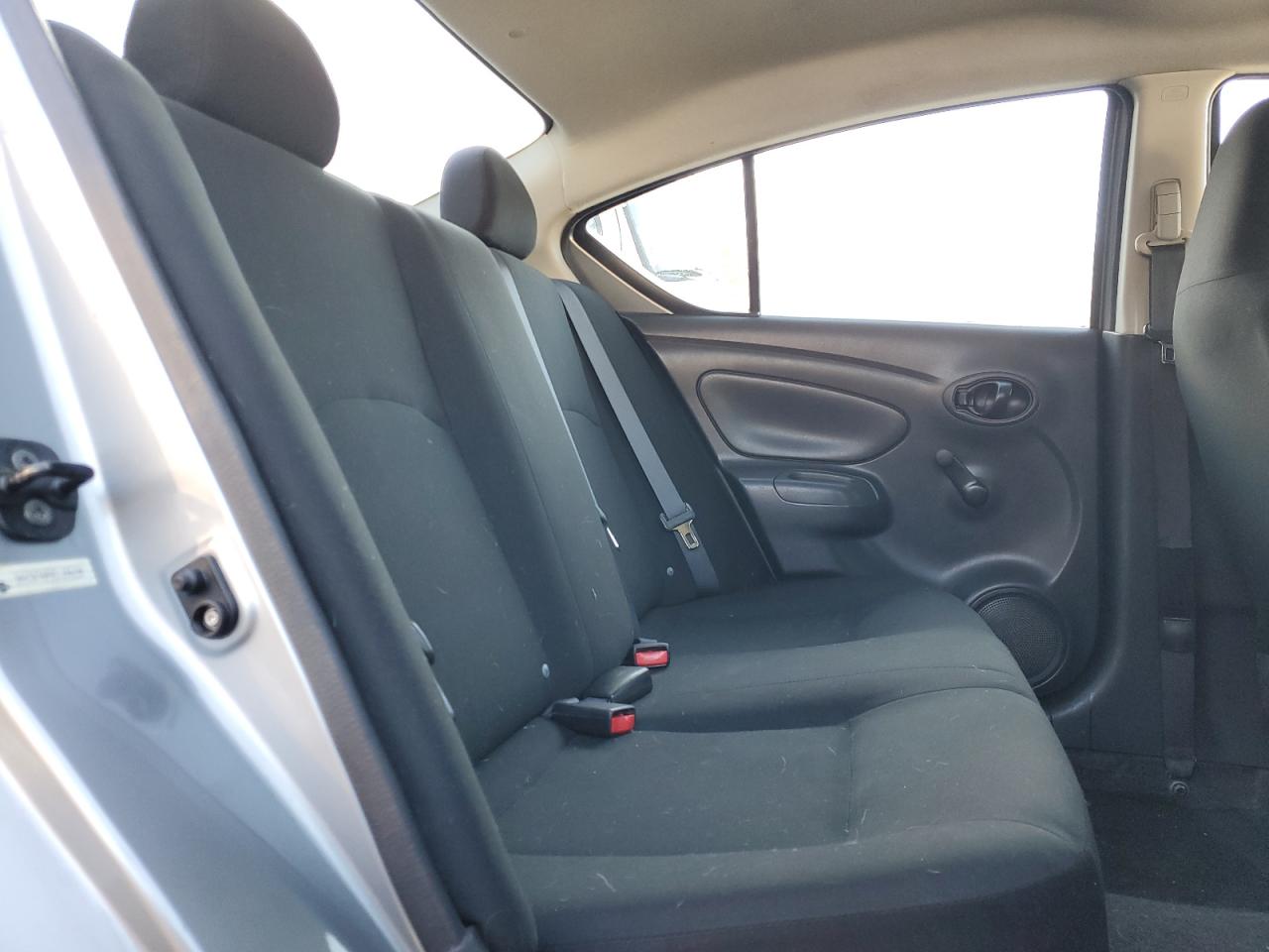 2012 Nissan Versa - Image 10