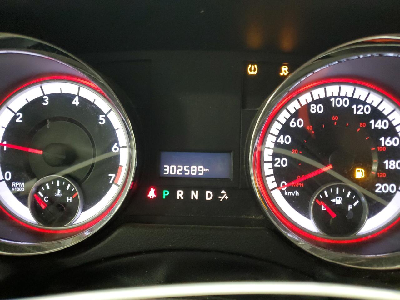 2015 Dodge Caravan - Image 9