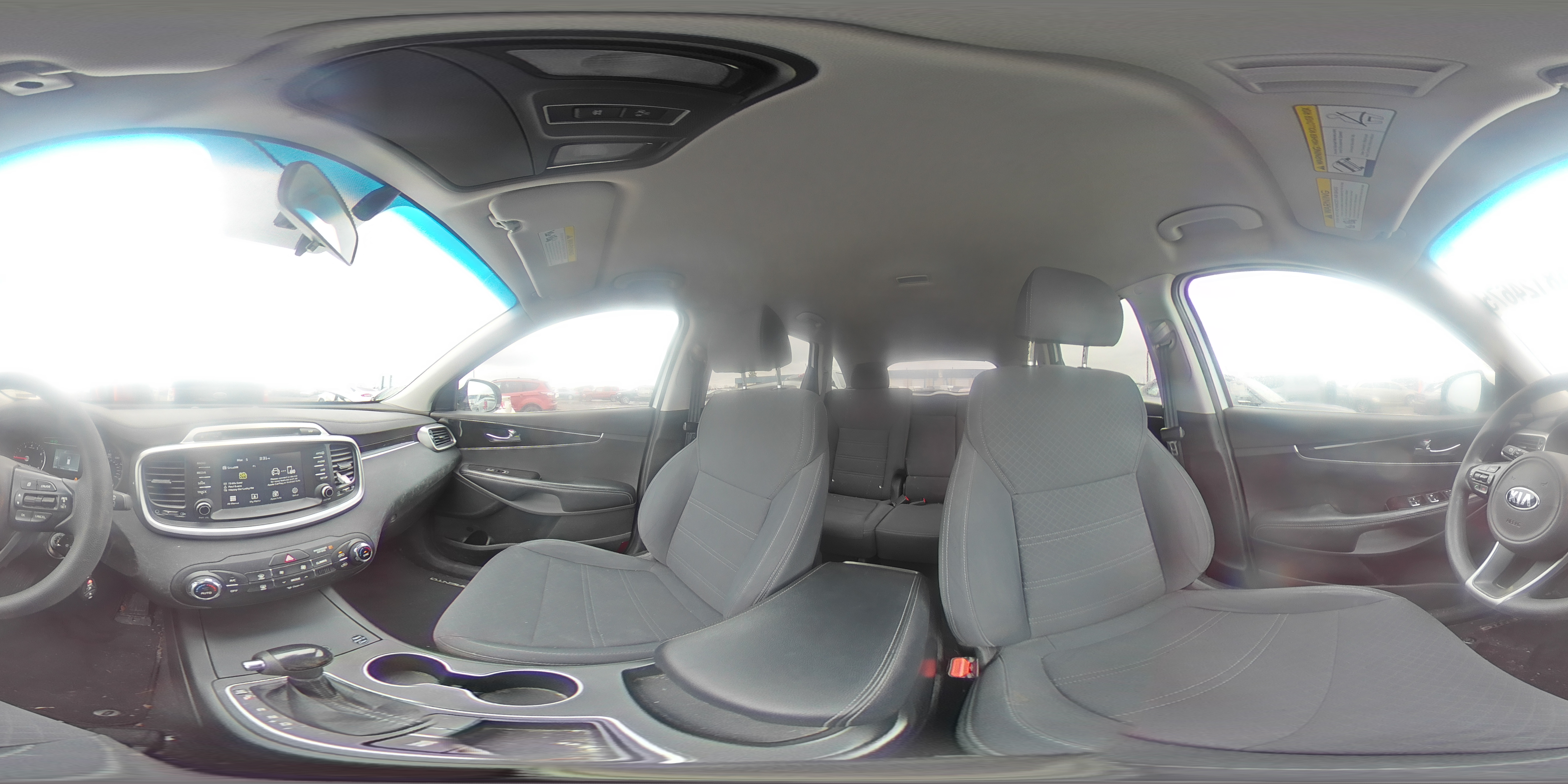 2018 Kia Sorento - Image 12