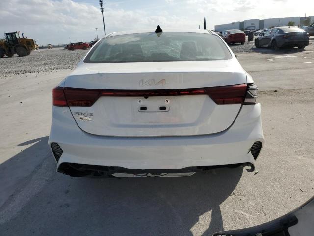  KIA FORTE 2024 White