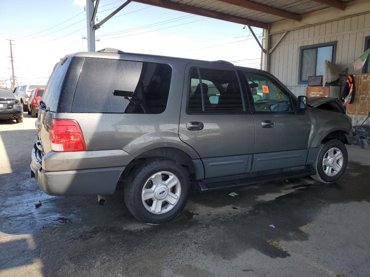 2003 Ford Expedition - Image 3