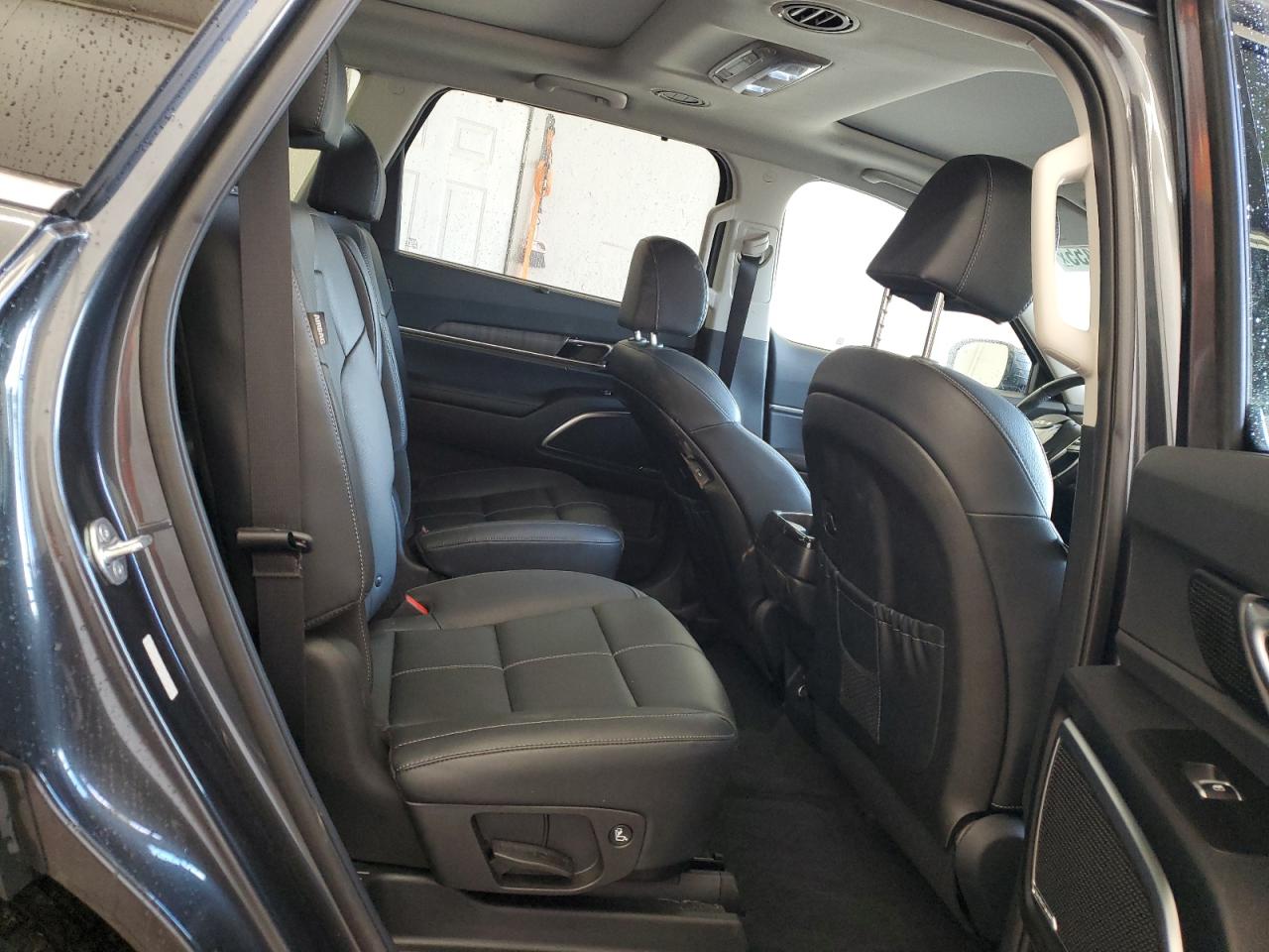 2024 Kia Telluride - Image 11
