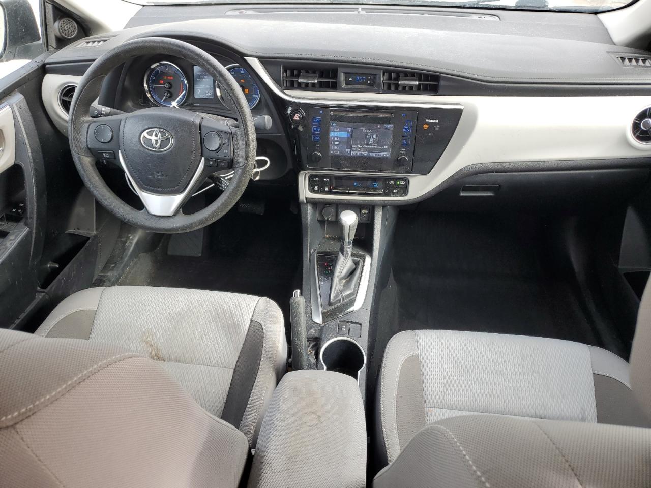 2017 Toyota Corolla - Image 8