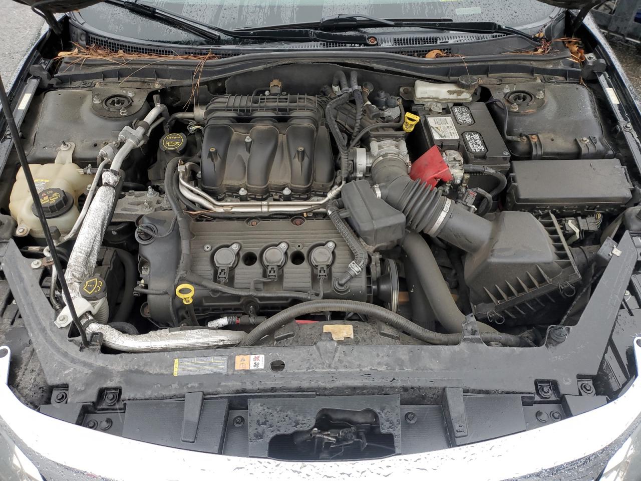 2011 Ford Fusion - Image 13
