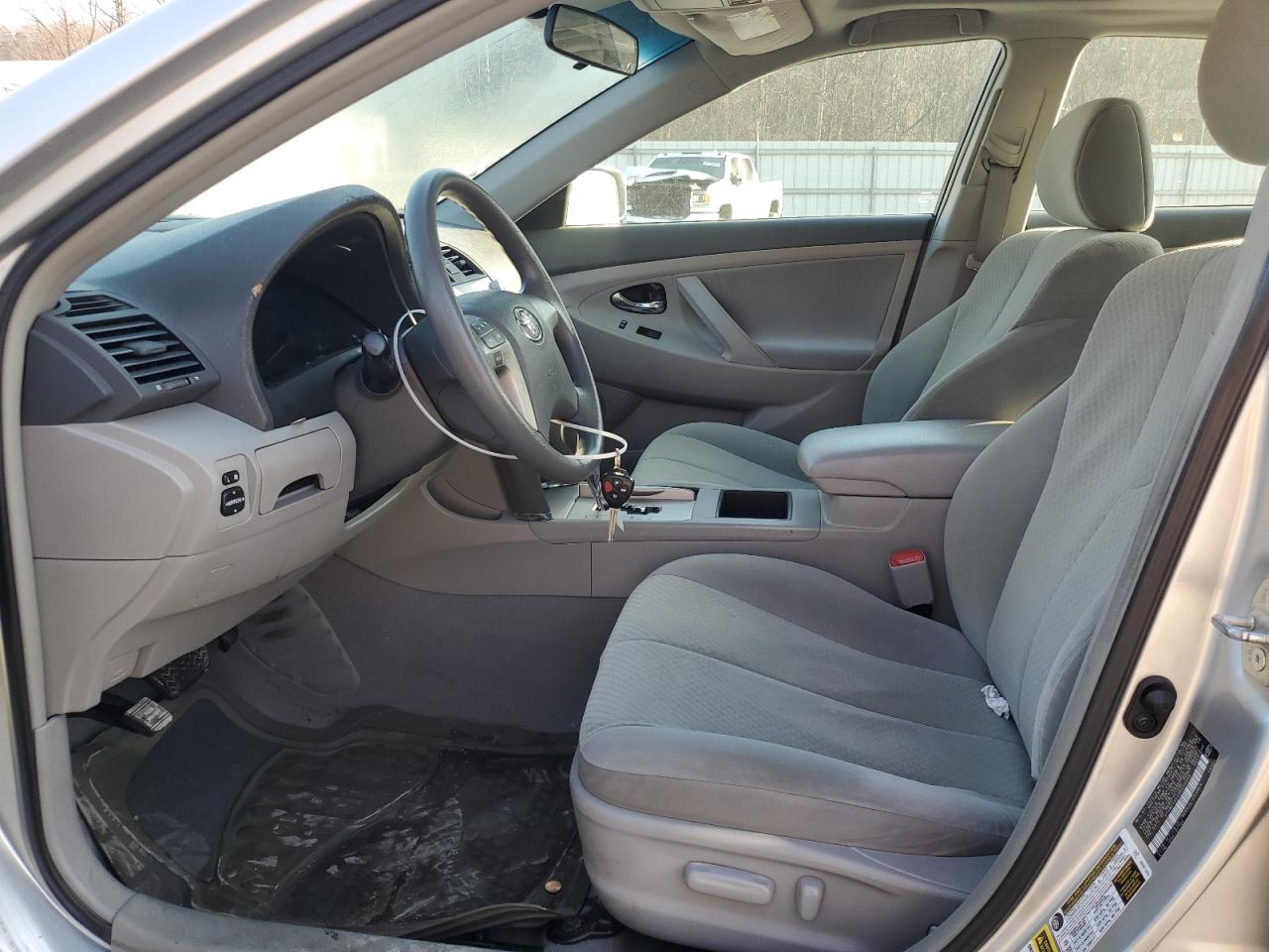 2009 Toyota Camry - Image 7