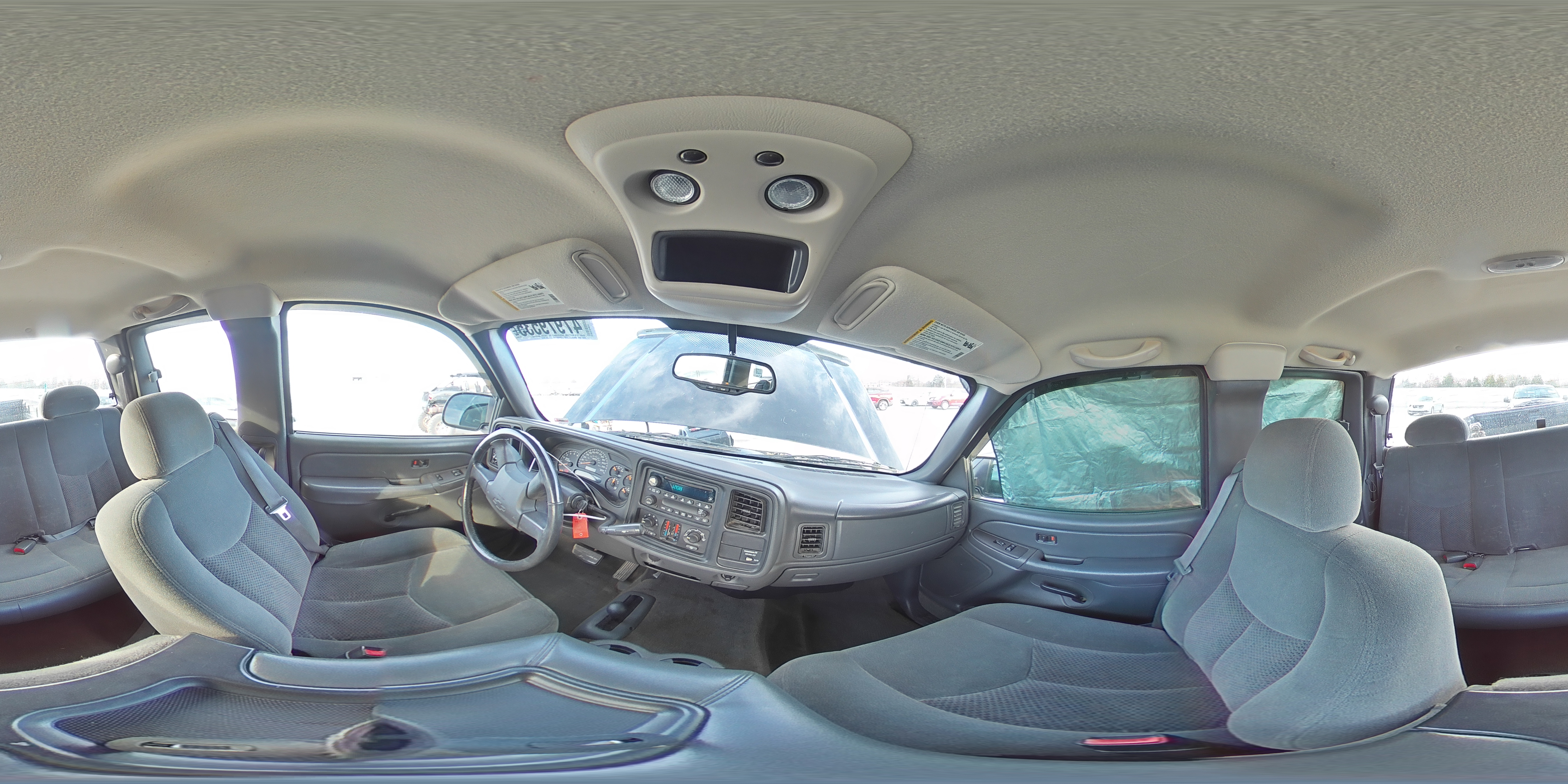 2004 Chevrolet Silverado - Image 12