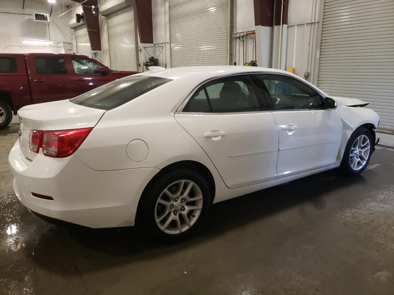 2015 Chevrolet Malibu - Image 3