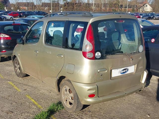 2002 TOYOTA YARIS VERS