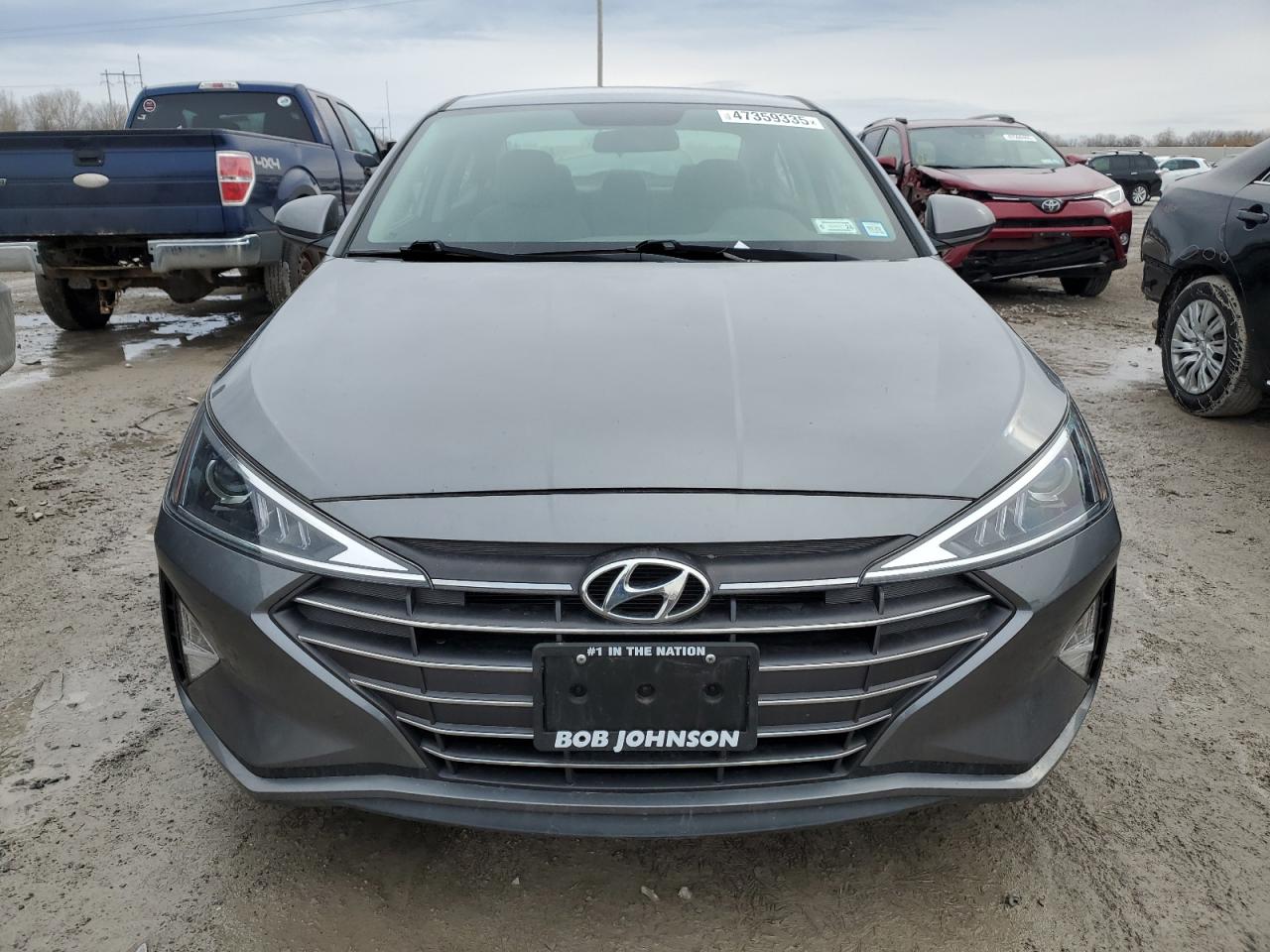 2019 Hyundai Elantra - Image 5