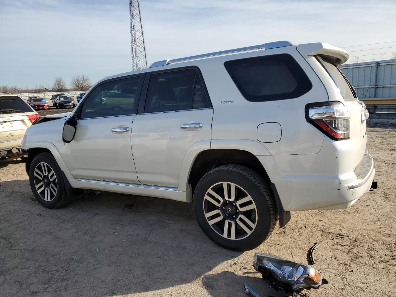 2016 Toyota 4Runner - Image 2