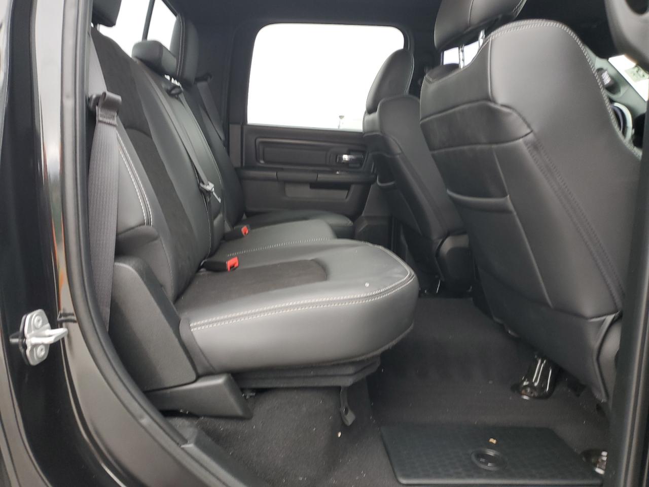2018 RAM 1500 - Image 10