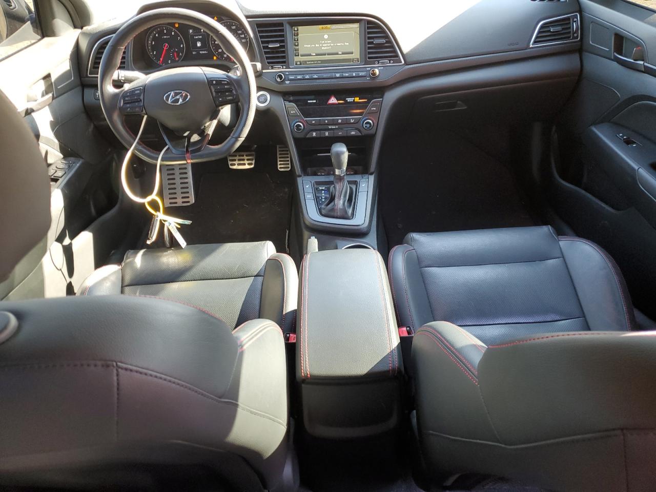 2018 Hyundai Elantra - Image 8