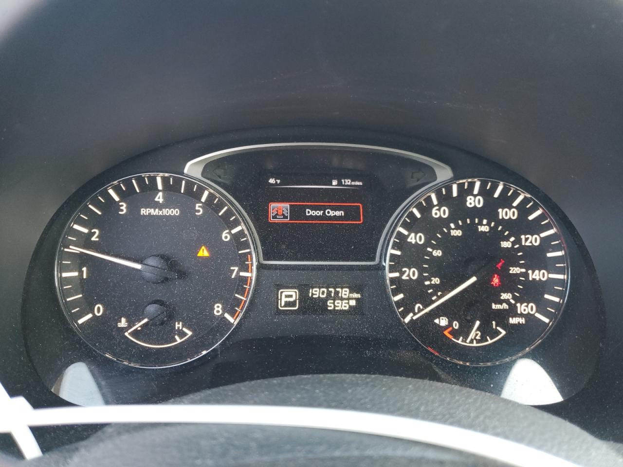 2015 Nissan Altima - Image 9