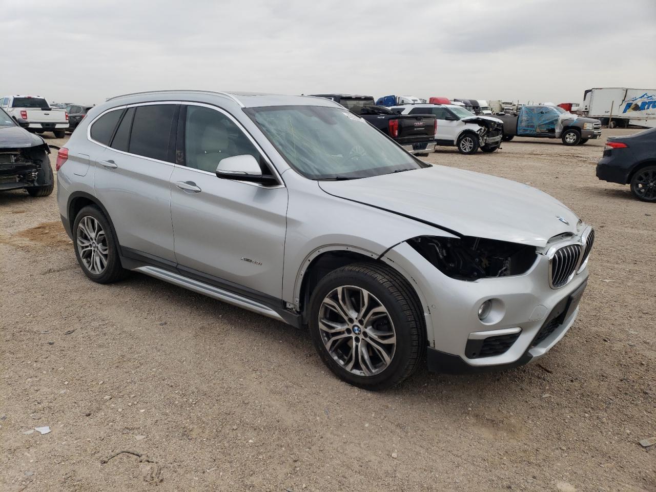 2017 BMW X1 - Image 4