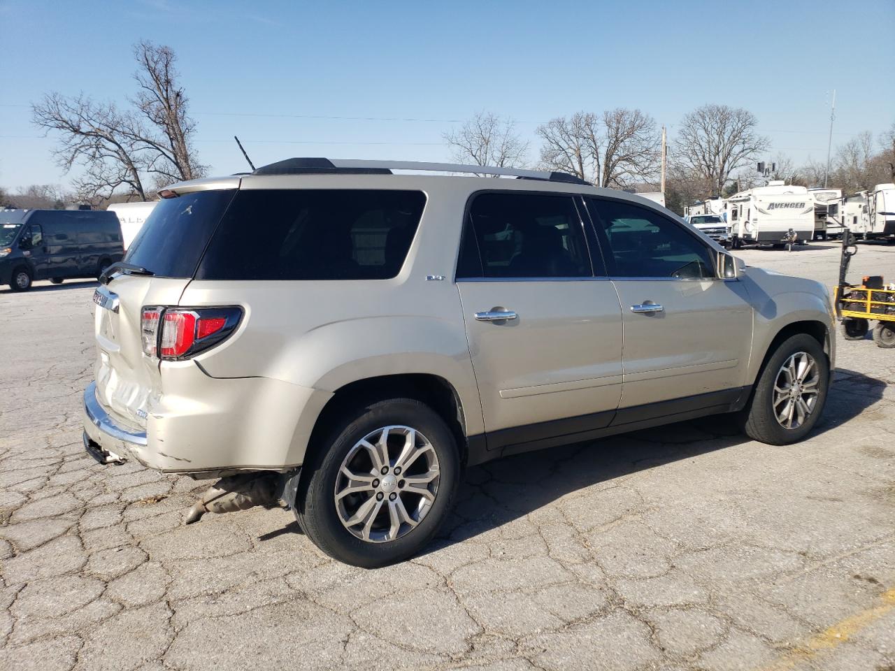 2014 GMC Acadia - Image 3