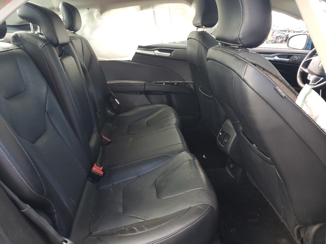 2019 Ford Fusion - Image 11