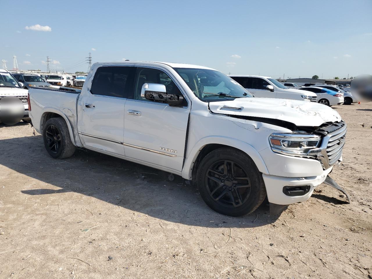 2021 RAM 1500 - Image 4