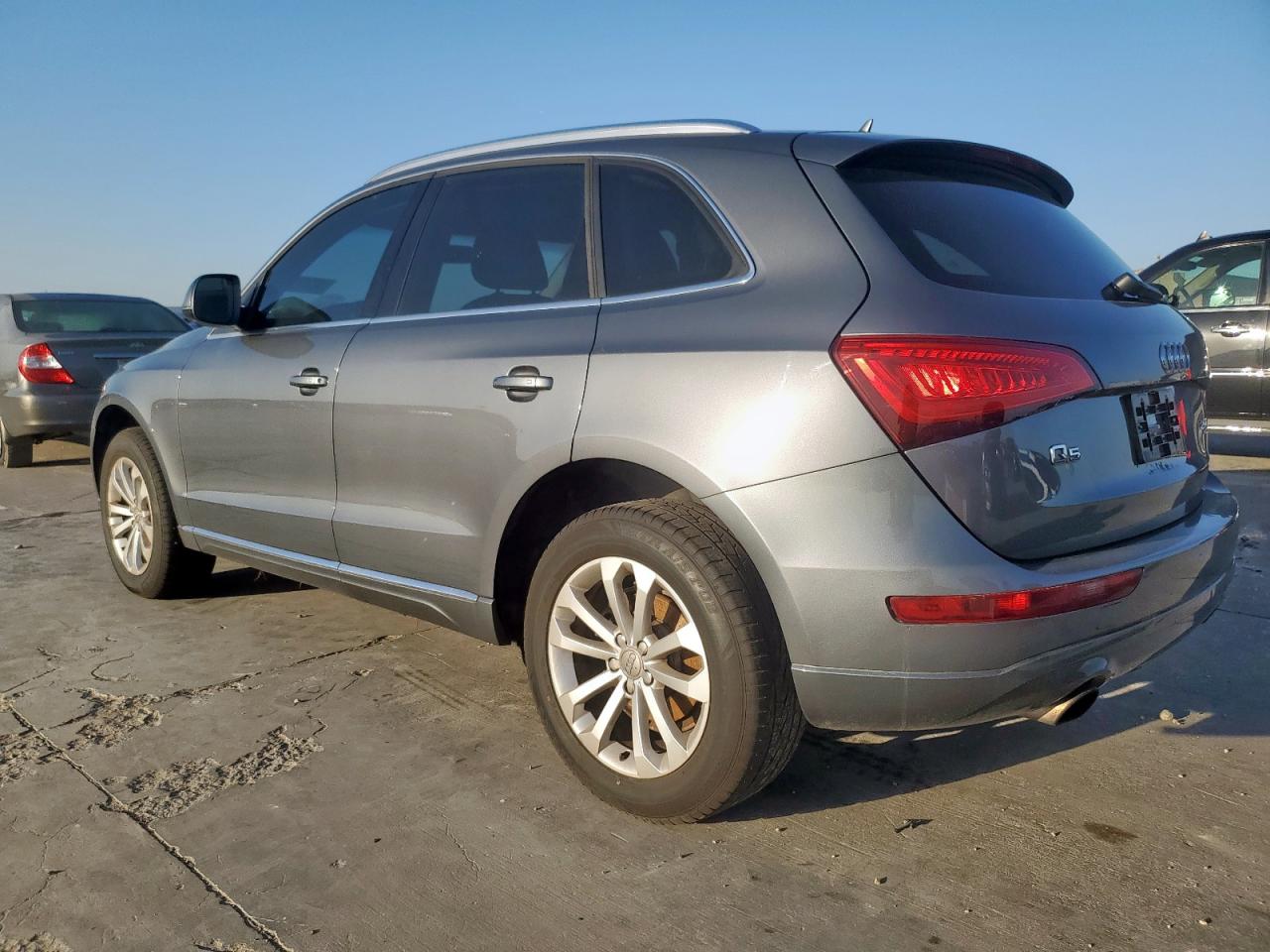 2014 Audi Q5 - Image 2