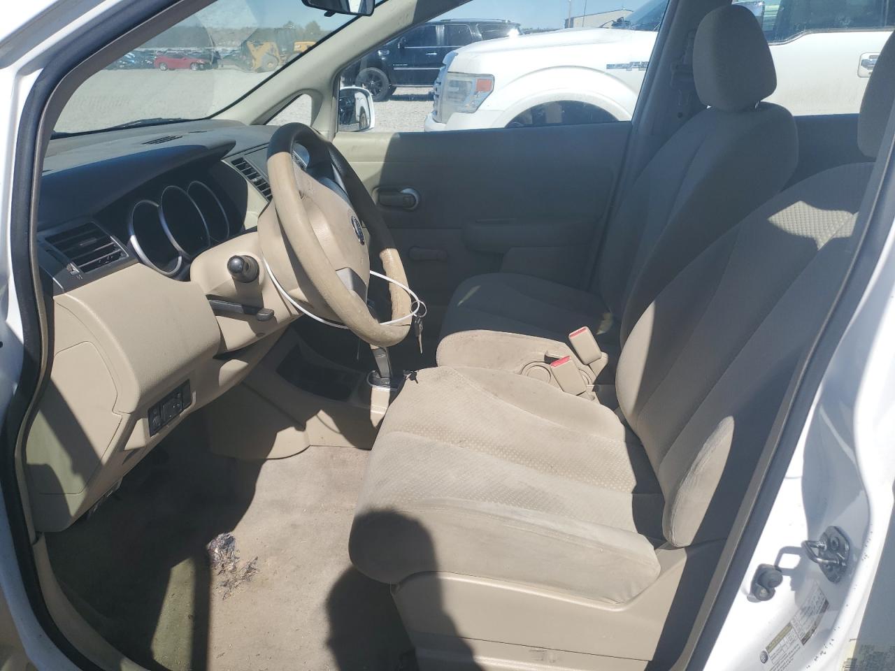 2010 Nissan Versa - Image 7