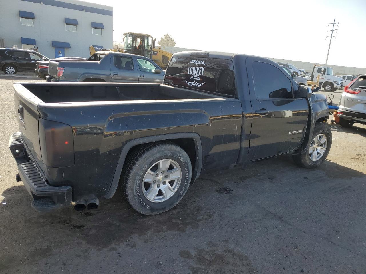2017 GMC Sierra - Image 3