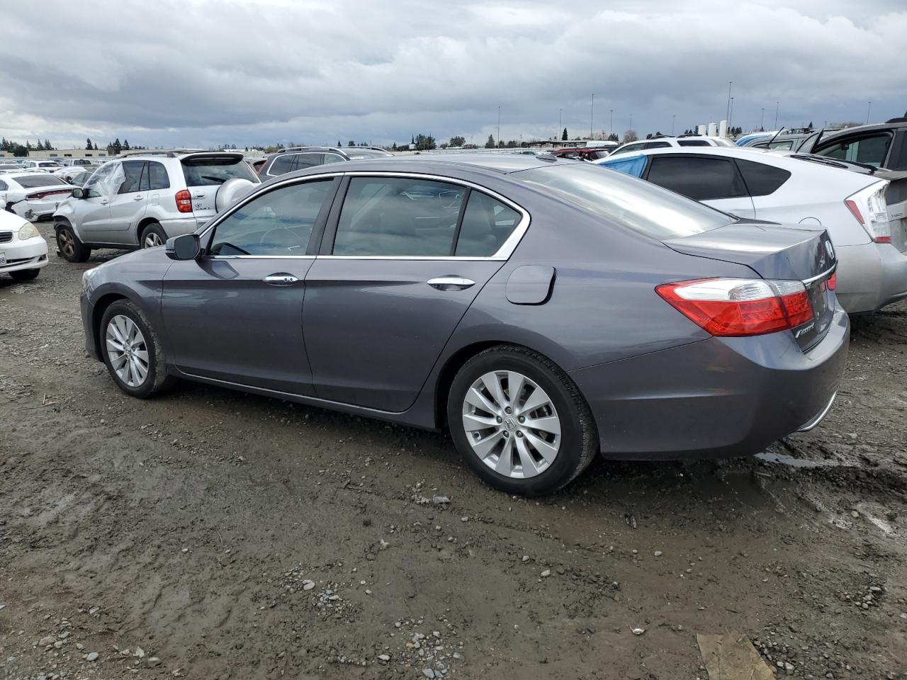 2015 Honda Accord - Image 2