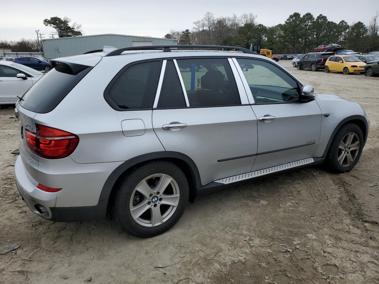 2011 BMW X5 - Image 3