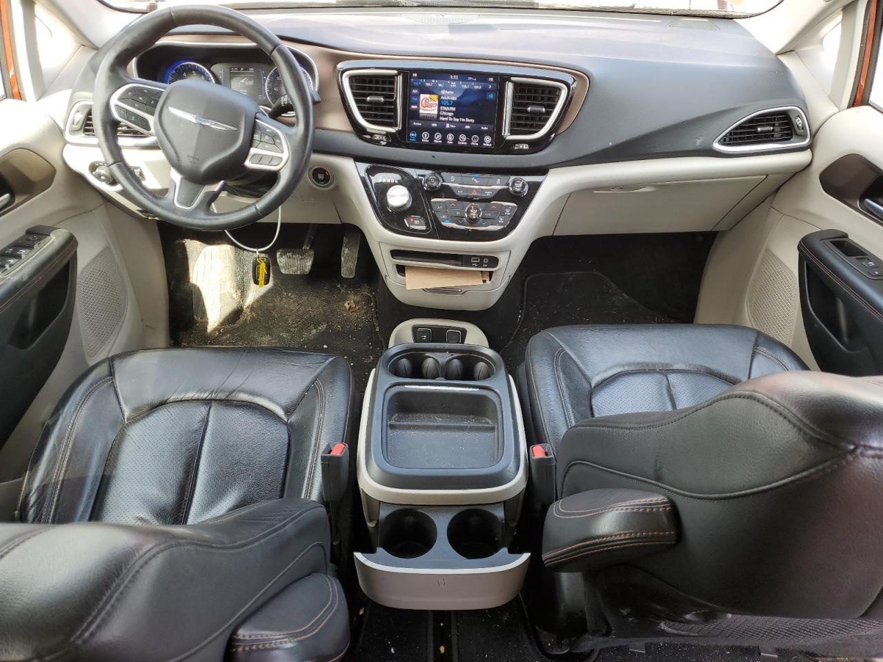 2018 Chrysler Pacifica - Image 8
