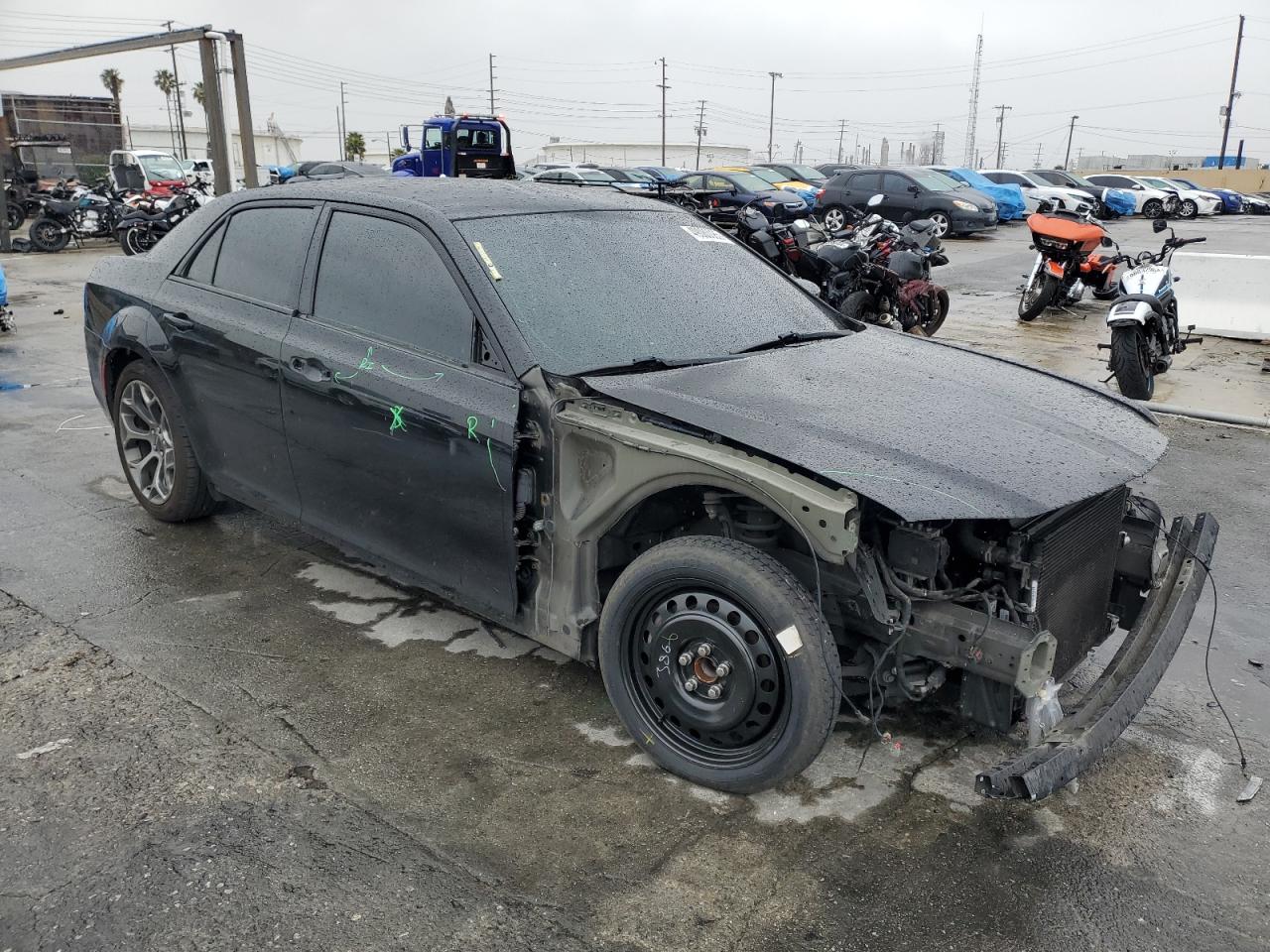 2018 Chrysler 300 - Image 4