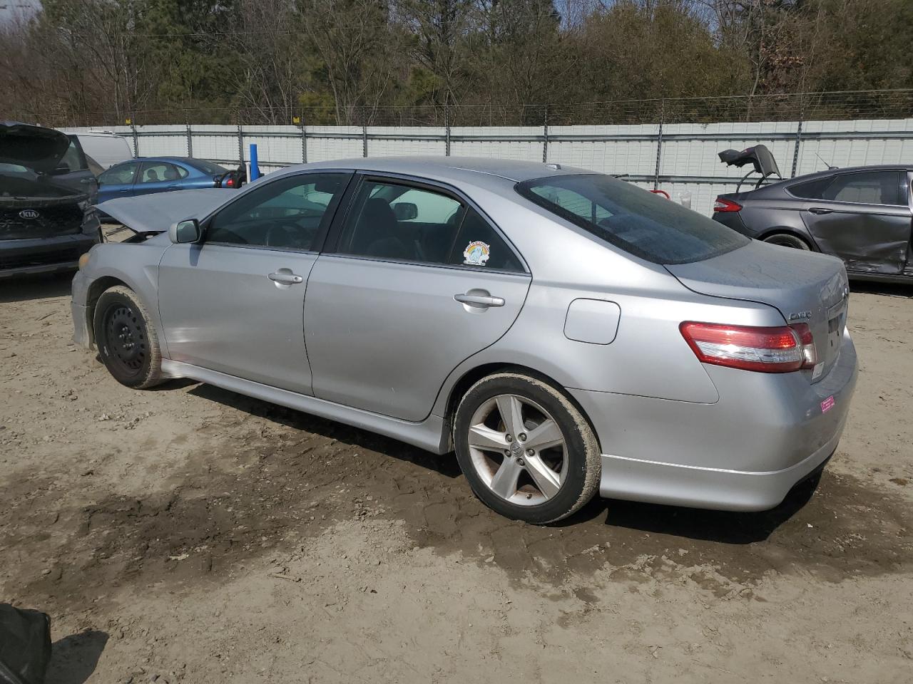 2010 Toyota Camry - Image 2