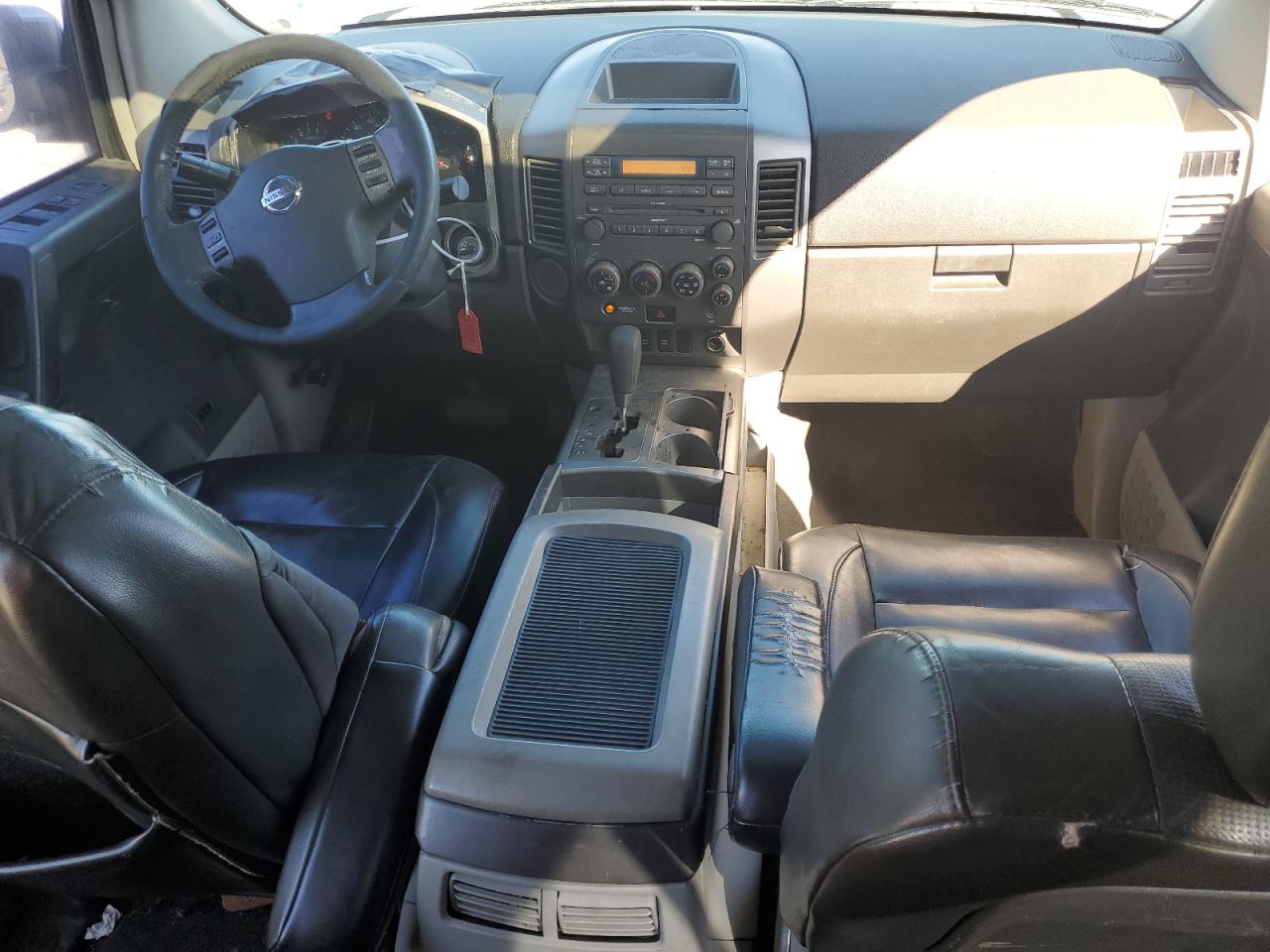 2004 Nissan Armada - Image 8