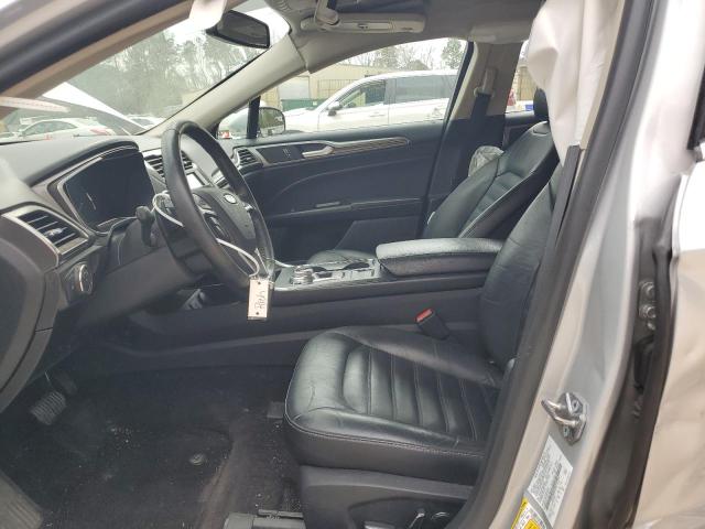 Sedans FORD FUSION 2017 Srebrny