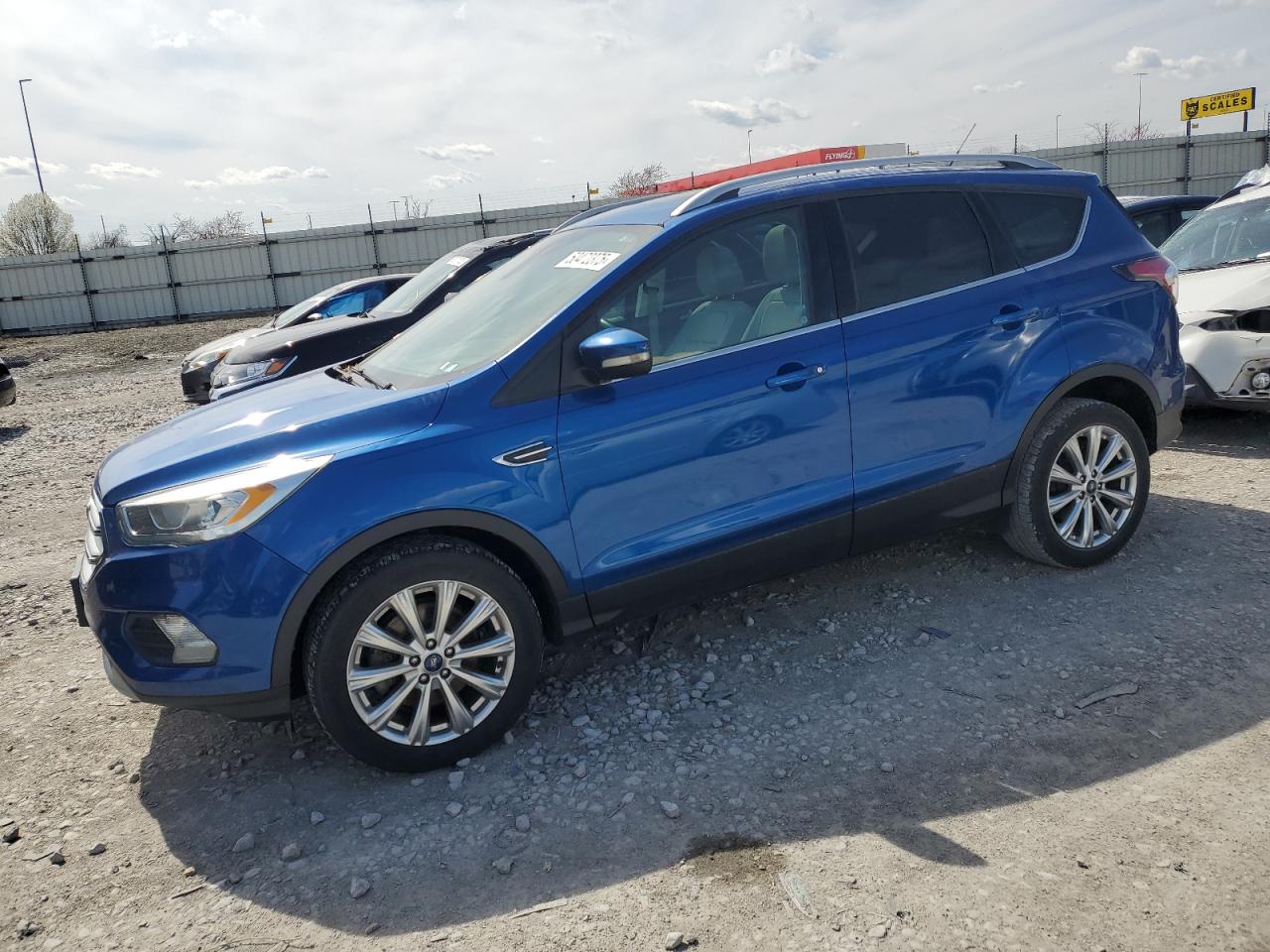 2017 Ford Escape Titanium for Sale in Cahokia Heights, IL - Hail