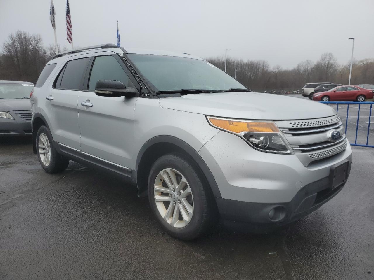 2012 Ford Explorer - Image 4