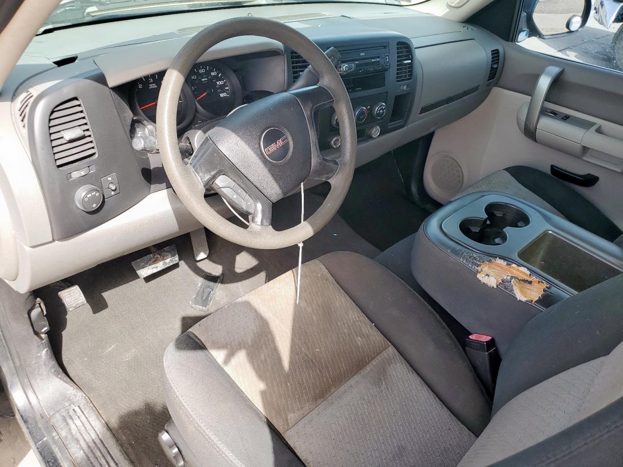 2008 GMC Sierra - Image 8
